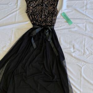 Elegant Black and Gold Women's Dress